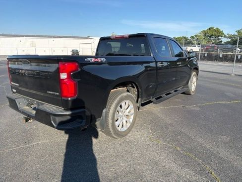 Used 2022 Chevrolet Silverado 1500 Custom AWD/4WD image 4
