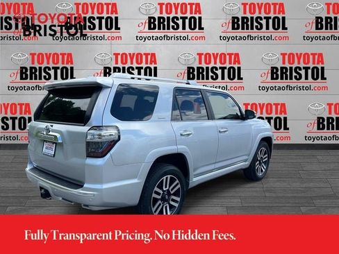 Used 2021 Toyota 4Runner Limited AWD/4WD image 3