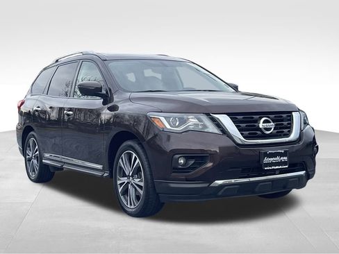 Used 2019 Nissan Pathfinder Platinum image 1