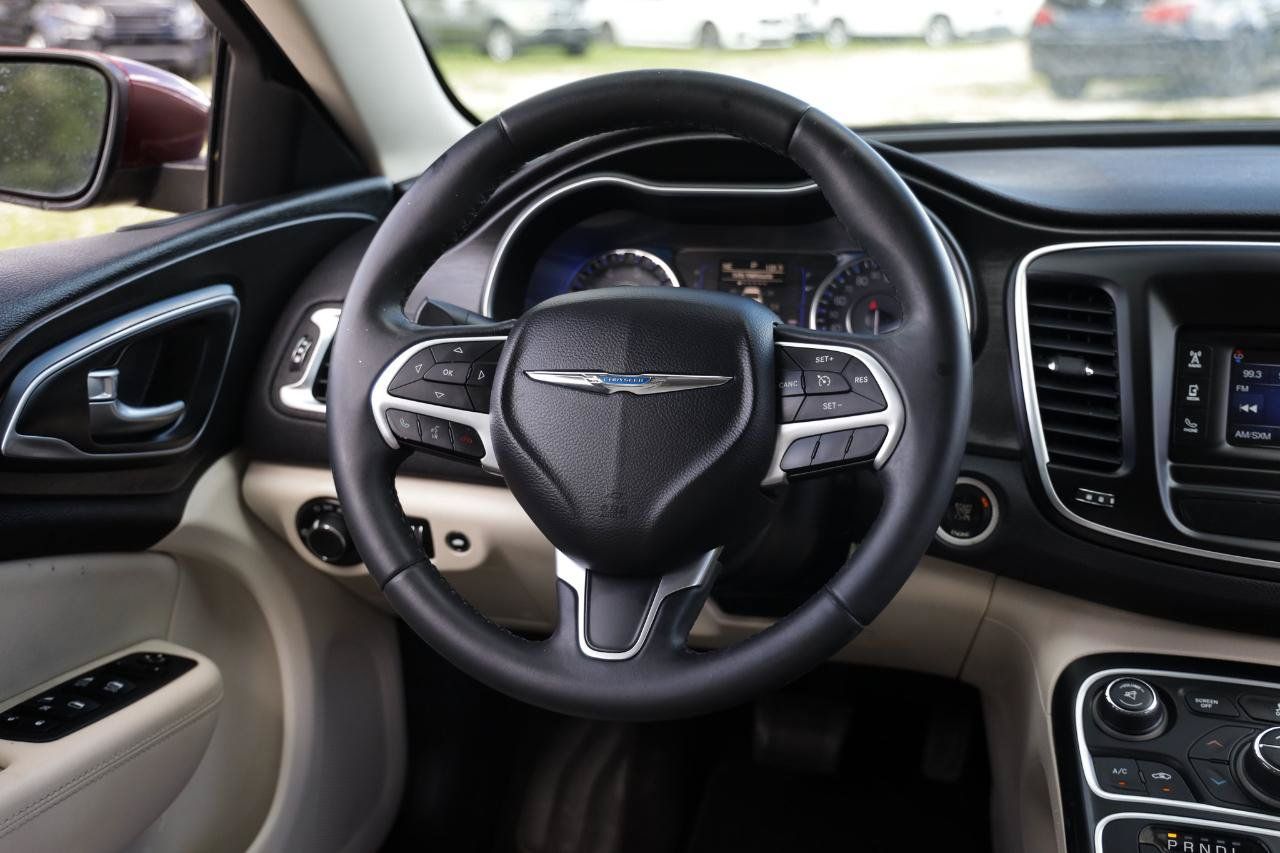 Used 2015 Chrysler 200 Limited w/ Convenience Group FWD image 28