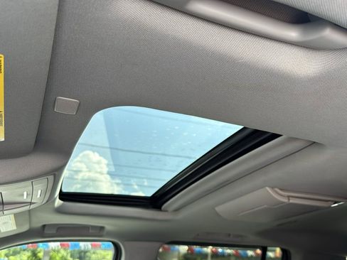 Used 2019 Chevrolet Suburban LT AWD/4WD image 27