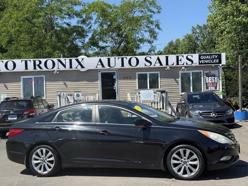 Used 2013 Hyundai Sonata GLS w/ Popular Equipment Pkg FWD image 1