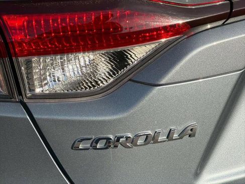 Certified 2020 Toyota Corolla LE w/ Carpet Mat Package (TMS) image 6