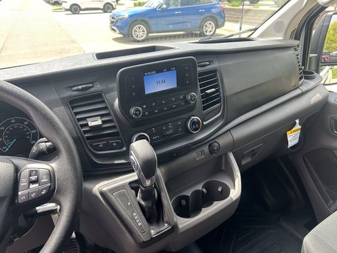 Certified 2025 Ford Transit 250 Low Roof w/ Exterior Upgrade Package RWD image 21
