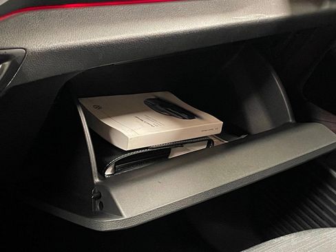 Used 2021 Volkswagen ID.4 Pro w/ ID.4 Protection Package (IPT) image 33