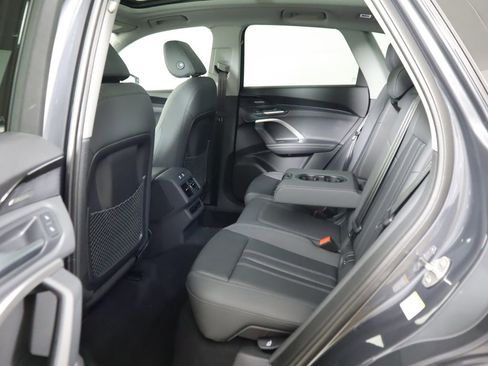 Used 2025 Audi Q5 Premium w/ Premium Plus AWD/4WD image 24