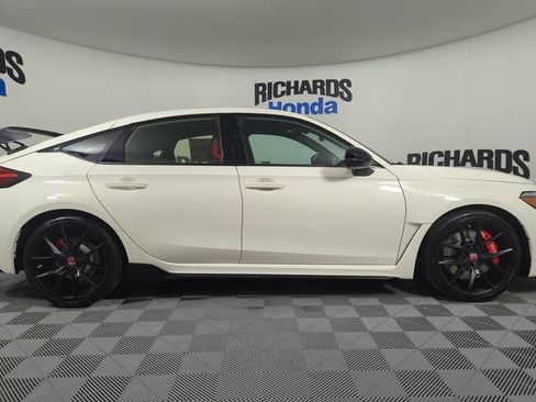 New 2025 Honda Civic Type R image 6
