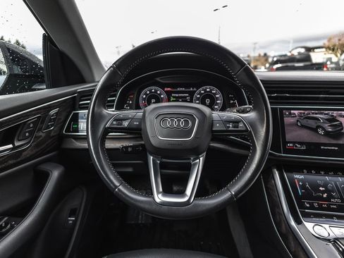 Used 2019 Audi Q8 Prestige w/ Adaptive Chassis Package image 27