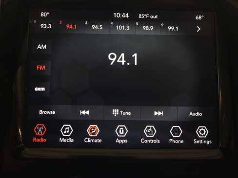 Used 2020 Jeep Cherokee Limited FWD image 25