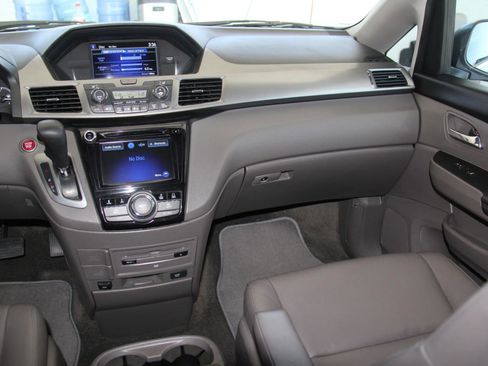 Used 2016 Honda Odyssey EX-L image 10