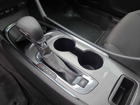 Used 2023 Chevrolet Malibu LT image 21