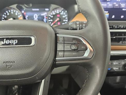 Used 2024 Jeep Compass Limited image 29
