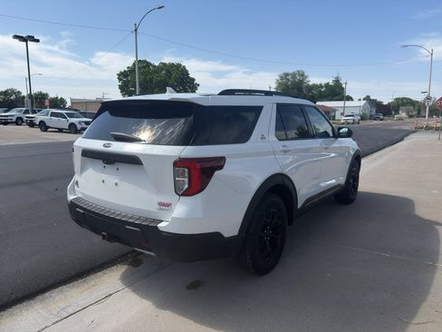Used 2022 Ford Explorer Timberline AWD/4WD image 3