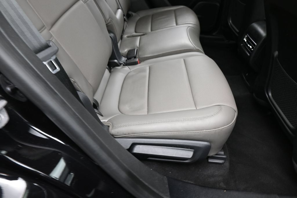 Used 2024 Lincoln Corsair Grand Touring AWD/4WD image 40