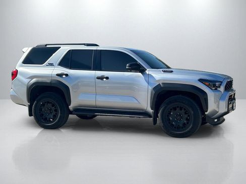 Used 2025 Toyota 4Runner TRD Off-Road Premium AWD/4WD image 4