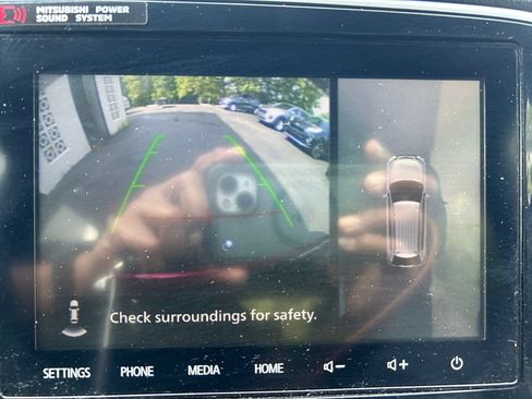 Used 2022 Mitsubishi Outlander LE AWD/4WD image 32