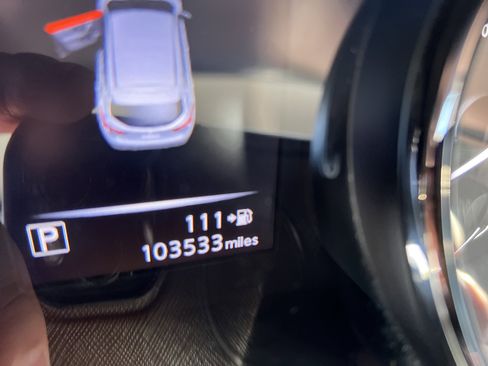 Used 2018 Nissan Rogue Sport SV w/ SV Technology Package AWD/4WD image 4