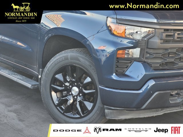 Used 2022 Chevrolet Silverado 1500 Custom RWD image 5