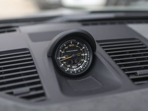 Certified 2026 Porsche 911 GT3 w/ Weissach Package RWD image 37