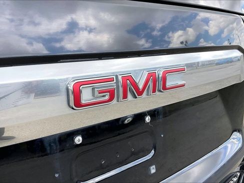 Used 2022 GMC Yukon XL Denali AWD/4WD image 27