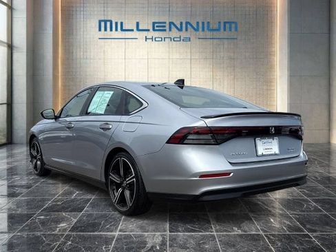 Used 2023 Honda Accord Sport image 3