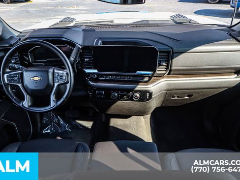 Used 2024 Chevrolet Silverado 2500 LT image 28