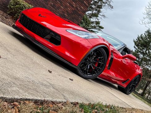 Used 2019 Chevrolet Corvette Z06 image 11