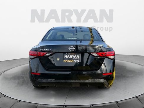 Used 2025 Nissan Sentra SV image 7
