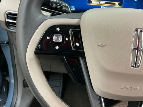 Used 2023 Lincoln Corsair FWD image 25