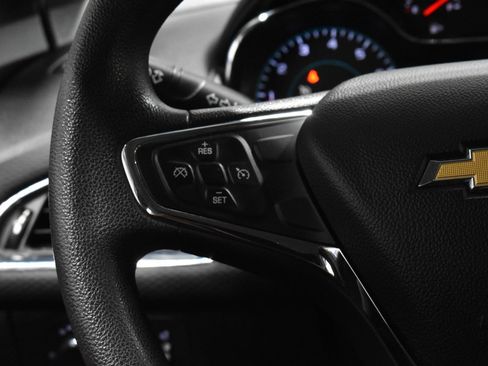 Used 2019 Chevrolet Cruze LT image 8