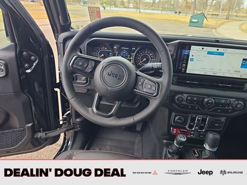 New 2026 Jeep Gladiator Rubicon AWD/4WD image 13