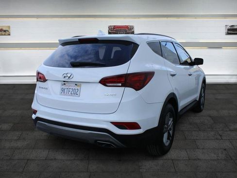 Used 2017 Hyundai Santa Fe Sport image 6