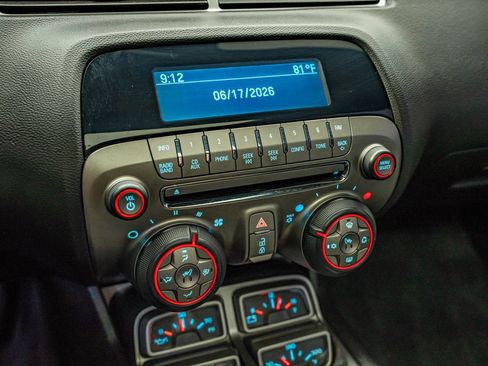 Used 2010 Chevrolet Camaro SS RWD image 26