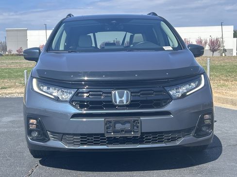 Certified 2025 Honda Odyssey Elite image 3