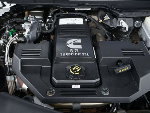 Used 2023 RAM 2500 Laramie AWD/4WD image 13