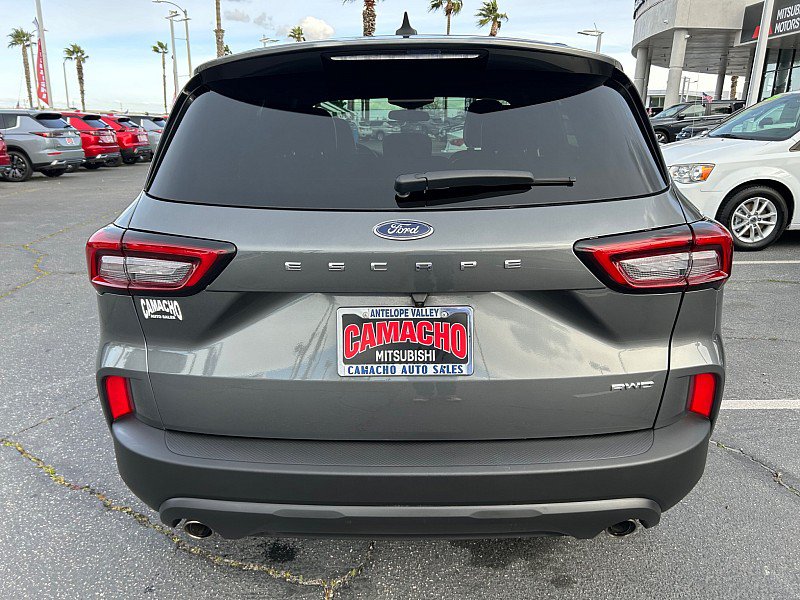 Used 2025 Ford Escape ST-Line AWD/4WD image 4