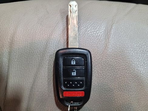 Used 2014 Honda CR-V EX-L image 32