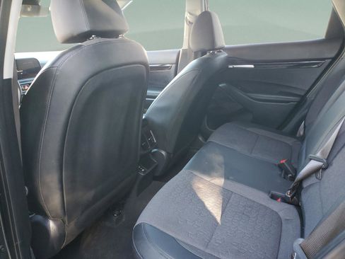 Certified 2024 Kia Seltos X-Line image 10