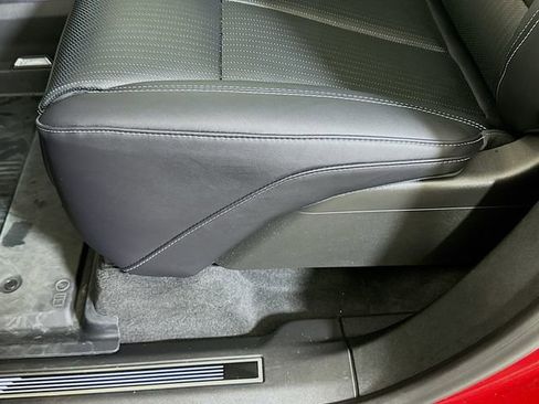 New 2026 Cadillac Vistiq Sport w/ LPO, Floor Liner Package image 19