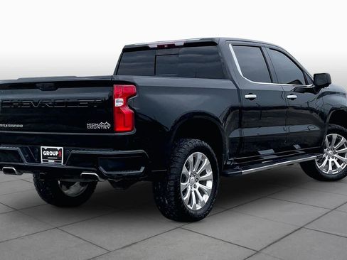 Used 2019 Chevrolet Silverado 1500 High Country w/ Technology Package image 13