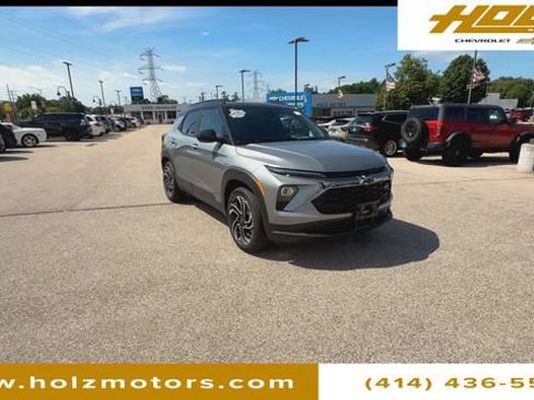 Certified 2024 Chevrolet TrailBlazer RS w/ Convenience Package AWD/4WD image 2