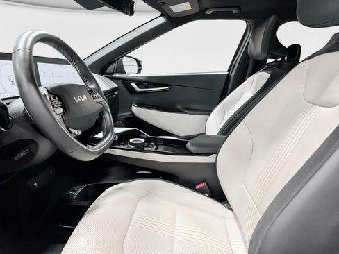 Used 2023 Kia EV6 GT-Line w/ GT-Line White Seat Package AWD/4WD image 17