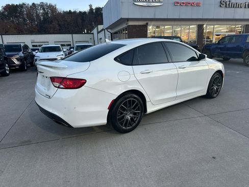 Used 2015 Chrysler 200 S w/ Navigation & Sound Group I image 5