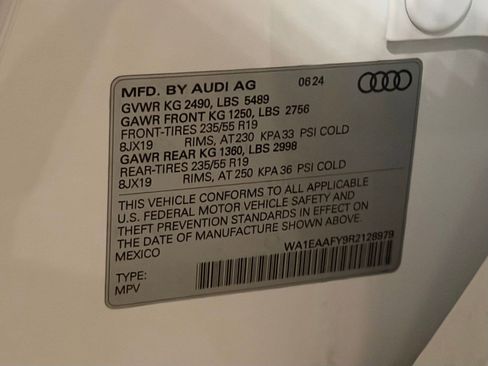 Used 2024 Audi Q5 2.0T Premium Plus image 21