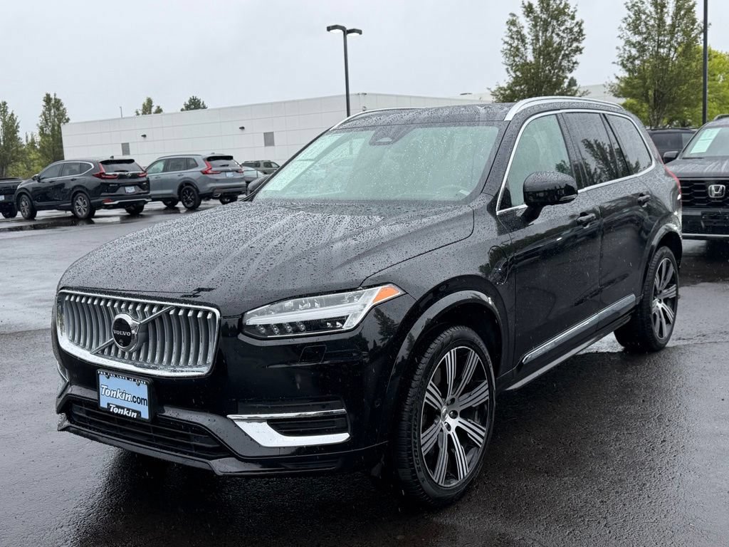 Used 2024 Volvo XC90 T8 Ultimate w/ Protection Package Premier AWD/4WD image 4