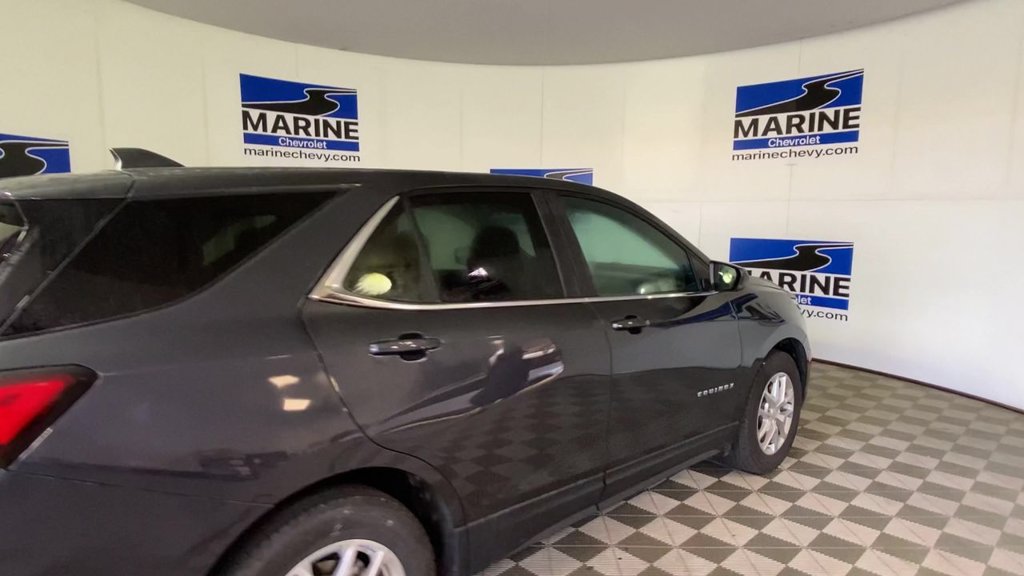 Used 2022 Chevrolet Equinox LT FWD image 2