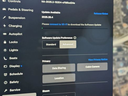 Used 2022 Tesla Model S Base image 17