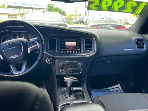 Used 2016 Dodge Charger SXT w/ Rallye Group image 11