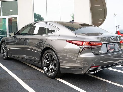 Used 2018 Lexus LS 500 F Sport w/ Accessory Package (Z2) RWD image 18