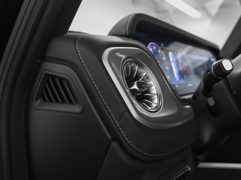 Used 2021 Mercedes-Benz G 550 image 38